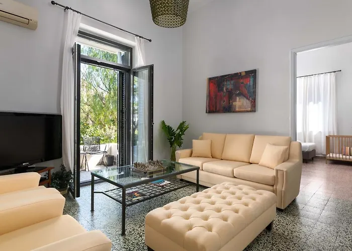 Eleonora Rhodes City